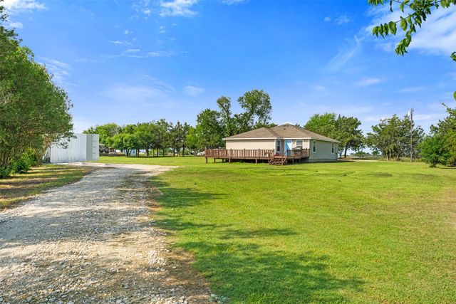 3727 SW County Road 1160, Corsicana, TX 75110