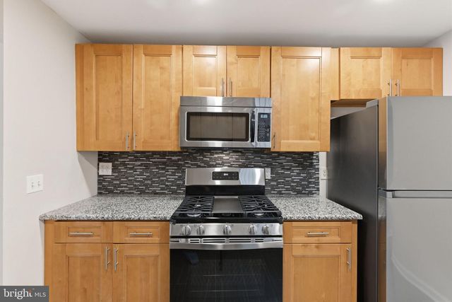1817 N GRATZ ST, Philadelphia, PA 19121