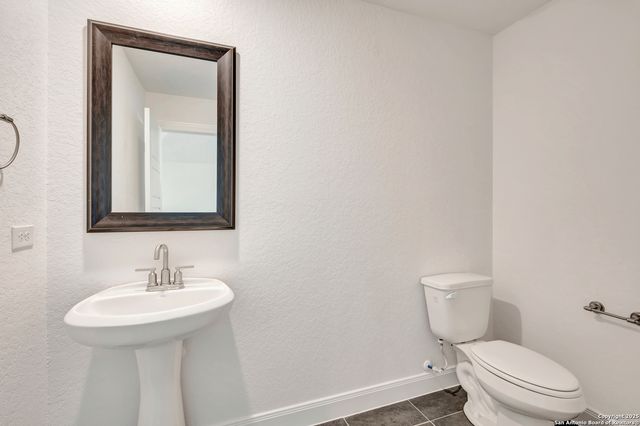 5003 Estates Oak Way, San Antonio, TX 78263