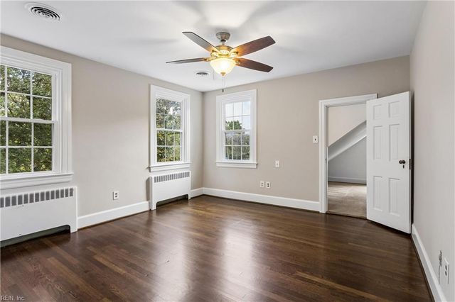 2401 Chesapeake AVE, Hampton, VA 23661