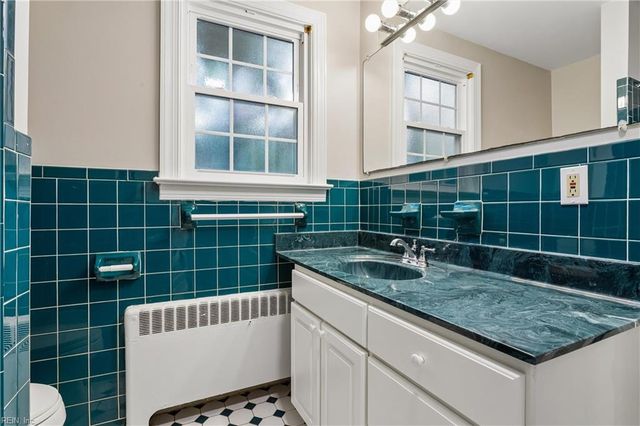 2401 Chesapeake AVE, Hampton, VA 23661