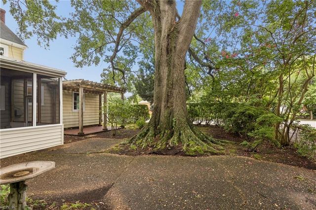 2401 Chesapeake AVE, Hampton, VA 23661