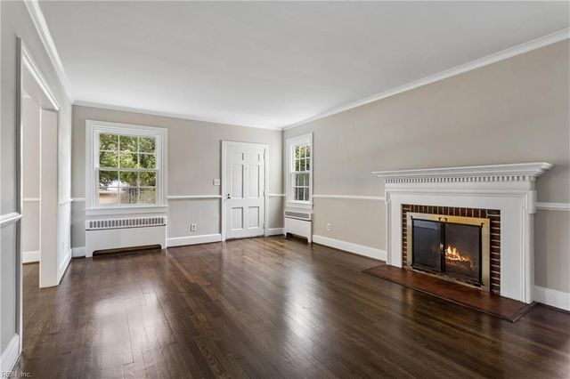 2401 Chesapeake AVE, Hampton, VA 23661
