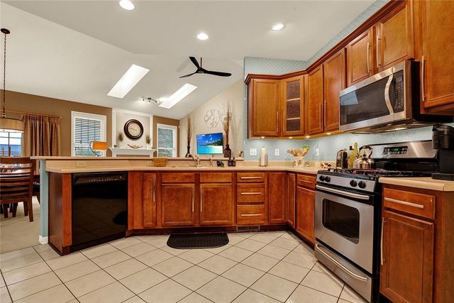 222 Denali Dr, Unity Twp, PA 15650