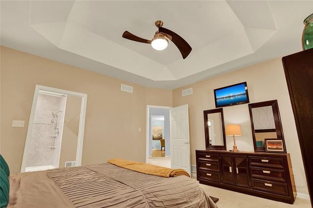 222 Denali Dr, Unity Twp, PA 15650