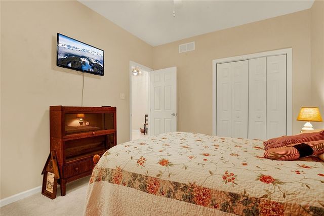 222 Denali Dr, Unity Twp, PA 15650