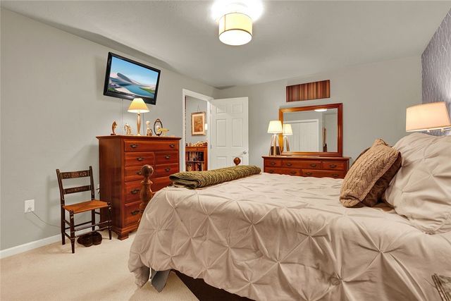 222 Denali Dr, Unity Twp, PA 15650