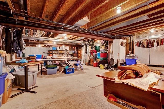 222 Denali Dr, Unity Twp, PA 15650