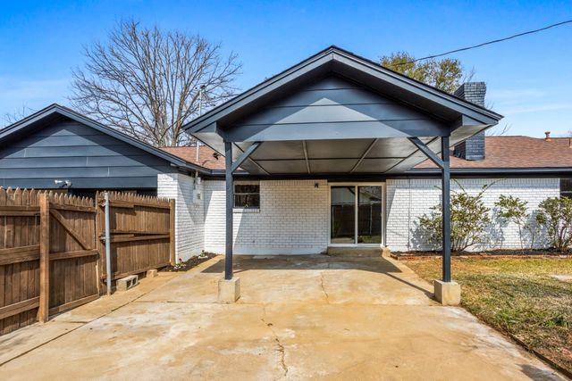 1708 Park Ridge Terrace, Arlington, TX 76012