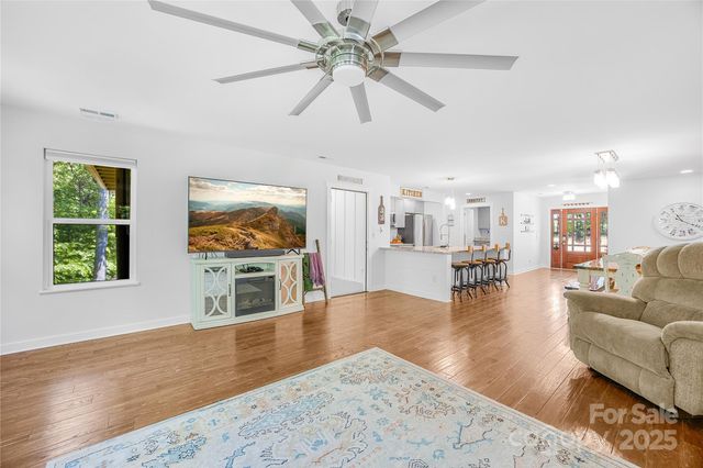 5615 American Way, Denver, NC 28037