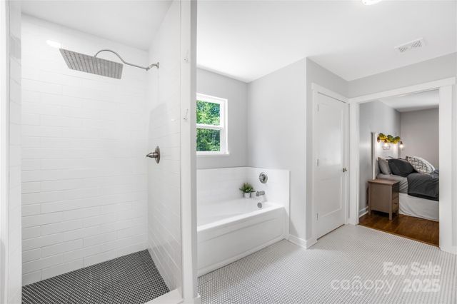 5615 American Way, Denver, NC 28037