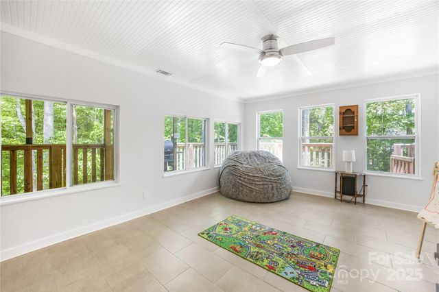 5615 American Way, Denver, NC 28037