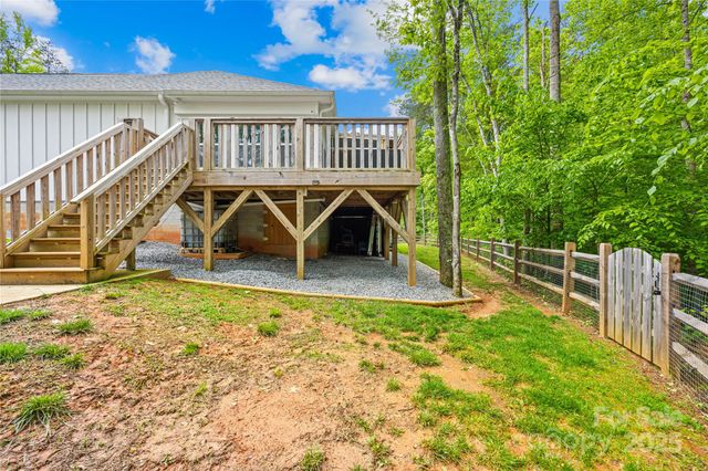 5615 American Way, Denver, NC 28037