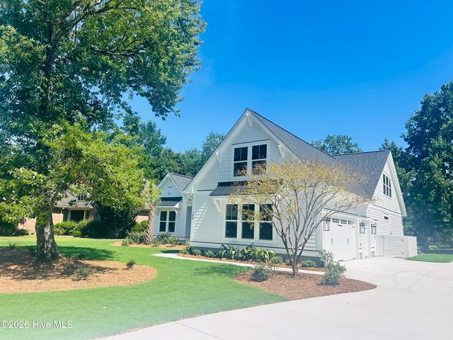 108 Sugar Maple Court, Wallace, NC 28466
