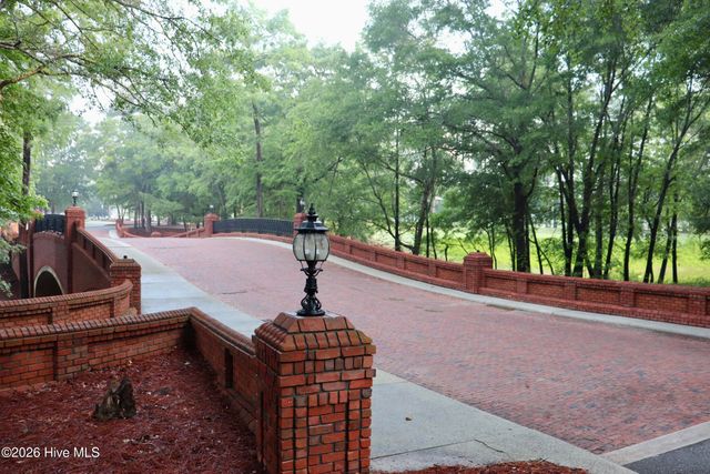 108 Sugar Maple Court, Wallace, NC 28466