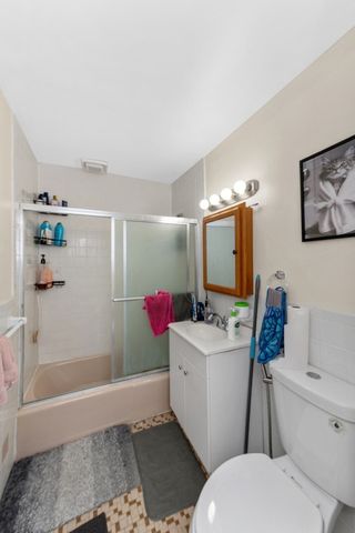 56 Jacqueline Rd 8, Waltham, MA 02452