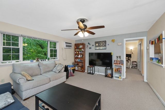 56 Jacqueline Rd 8, Waltham, MA 02452