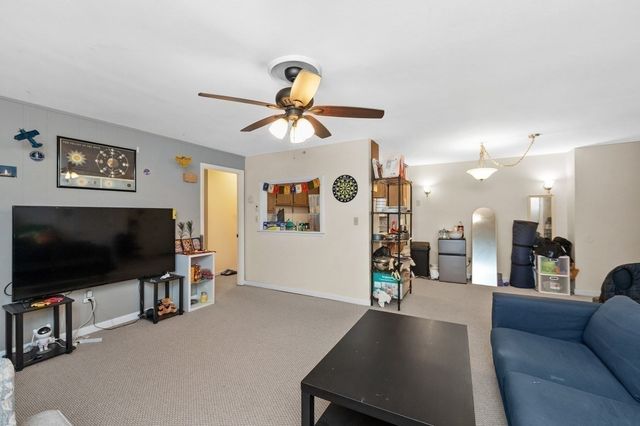 56 Jacqueline Rd 8, Waltham, MA 02452