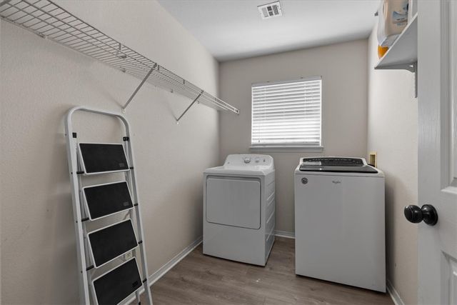 2409 17th Street, Bentonville, AR 72713