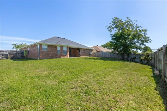 2409 17th Street, Bentonville, AR 72713