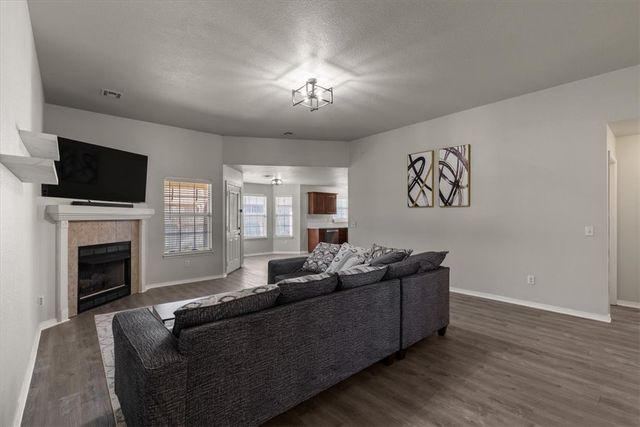 2409 17th Street, Bentonville, AR 72713