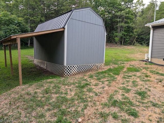 1202 Farm Road, Pilot Mountain, NC 27041