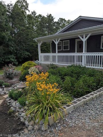 1202 Farm Road, Pilot Mountain, NC 27041