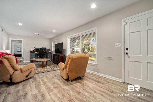50 Maury Drive, Mobile, AL 36606