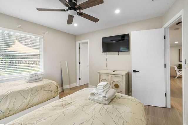 913 Lighthouse Drive, North Palm Beach, FL 33408