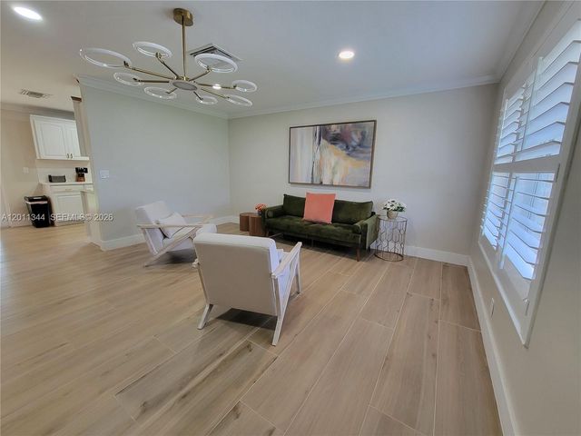 913 Lighthouse Drive, North Palm Beach, FL 33408