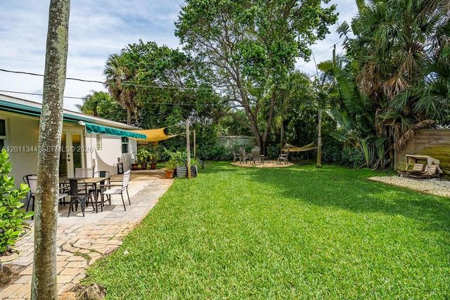 913 Lighthouse Drive, North Palm Beach, FL 33408