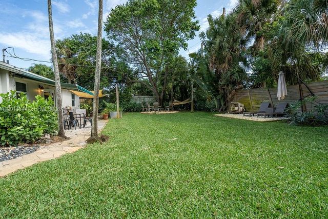 913 Lighthouse Drive, North Palm Beach, FL 33408