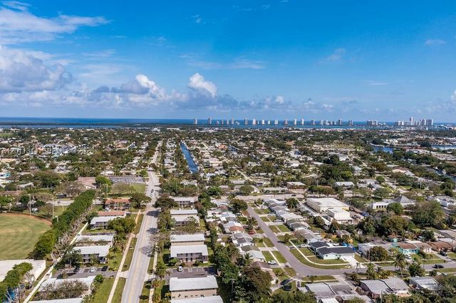 913 Lighthouse Drive, North Palm Beach, FL 33408