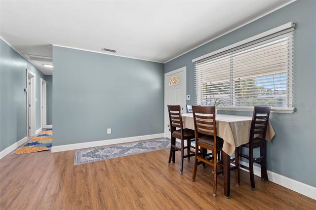 5601 BAY STREET NE, St Petersburg, FL 33703