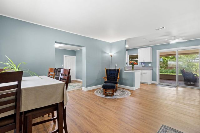 5601 BAY STREET NE, St Petersburg, FL 33703