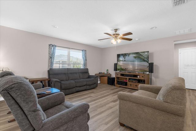 1715 BOAT LAUNCH ROAD, Kissimmee, FL 34746