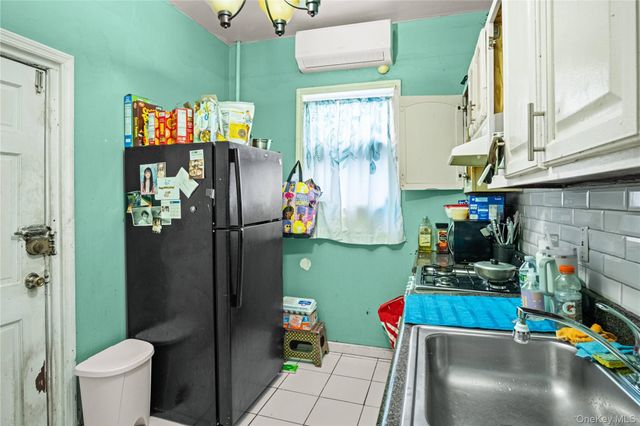 536 Calhoun Avenue APT 2, Bronx, NY 10465