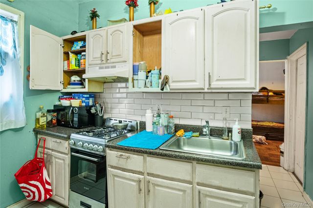 536 Calhoun Avenue APT 2, Bronx, NY 10465