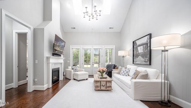 2043 Front Street, Durham, NC 27705