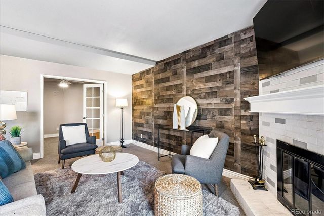 6305 W 6th Avenue D10, Lakewood, CO 80214