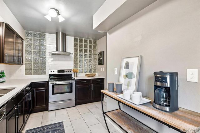 6305 W 6th Avenue D10, Lakewood, CO 80214