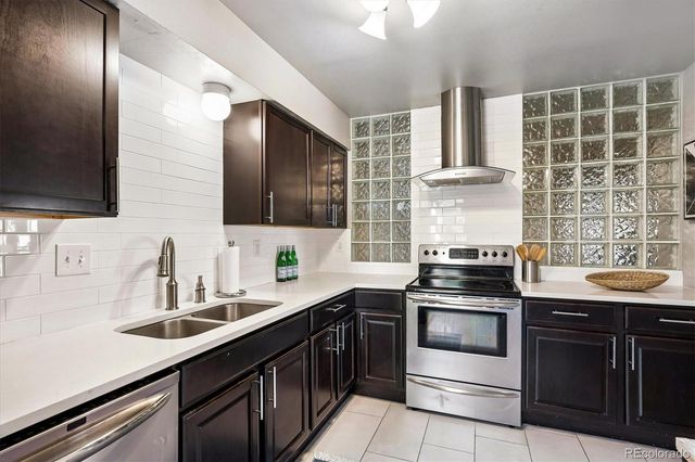 6305 W 6th Avenue D10, Lakewood, CO 80214