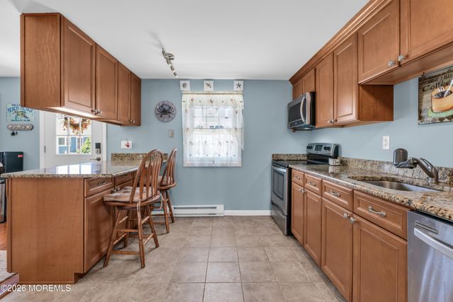 318 Silver Bay Road, Toms River, NJ 08753