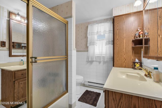 318 Silver Bay Road, Toms River, NJ 08753