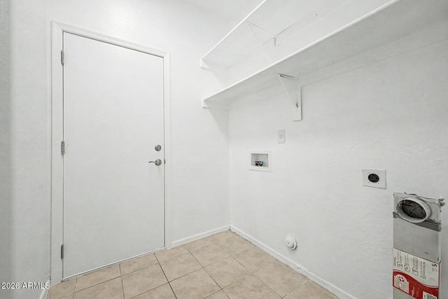 25647 N SINGBUSH Loop, Phoenix, AZ 85083