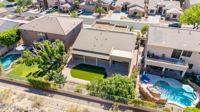 25647 N SINGBUSH Loop, Phoenix, AZ 85083