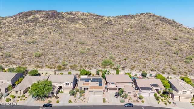 25647 N SINGBUSH Loop, Phoenix, AZ 85083