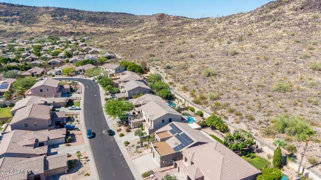 25647 N SINGBUSH Loop, Phoenix, AZ 85083
