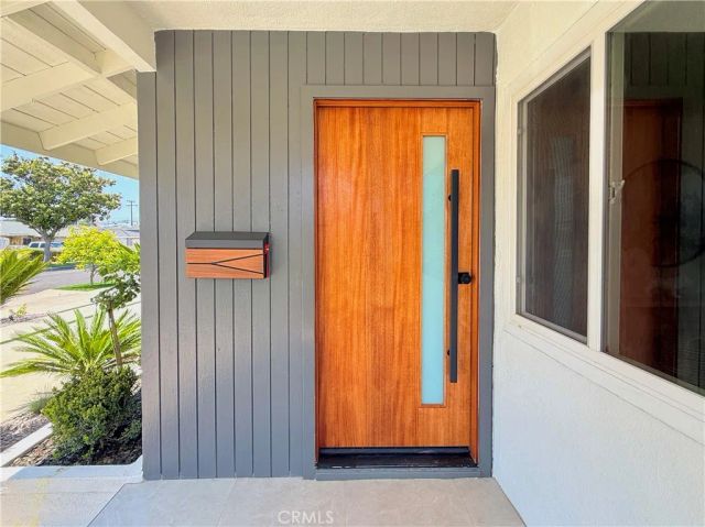 2543 E Locust, Orange, CA 92867