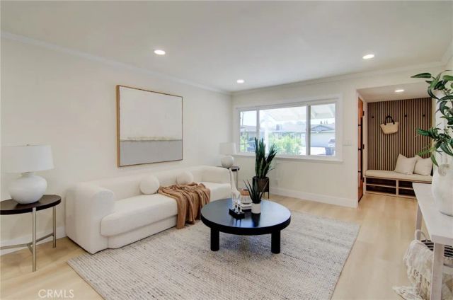 2543 E Locust, Orange, CA 92867